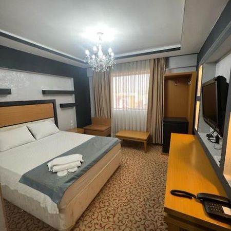 Uenaten Otel Gaziemir Zewnętrze zdjęcie