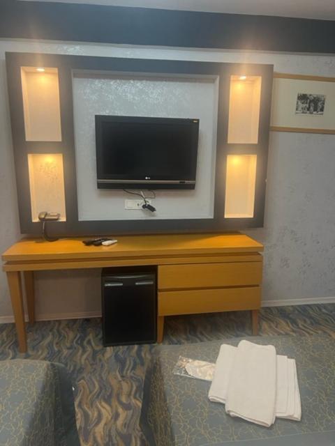 Uenaten Otel Gaziemir Zewnętrze zdjęcie